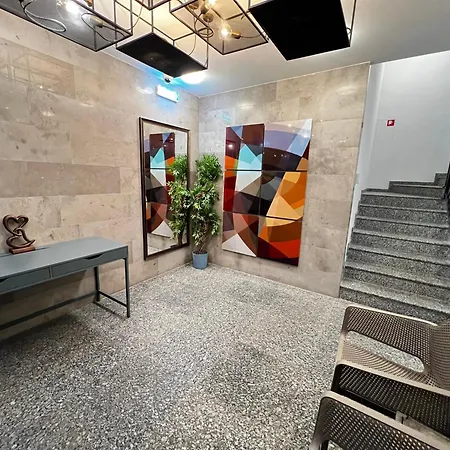 Barcelona 2bdr Cozy W Working Space Near Metro