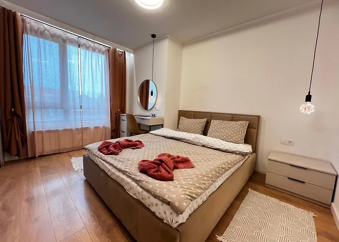 Barcelona 2bdr Cozy W Working Space Near Metro Apartment Sofia