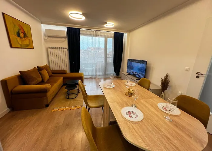 شقة Barcelona 2bdr Cozy W Working Space Near Metro صوفيا