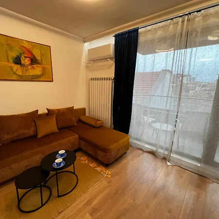 Barcelona 2bdr Cozy W Working Space Near Metro Sofia