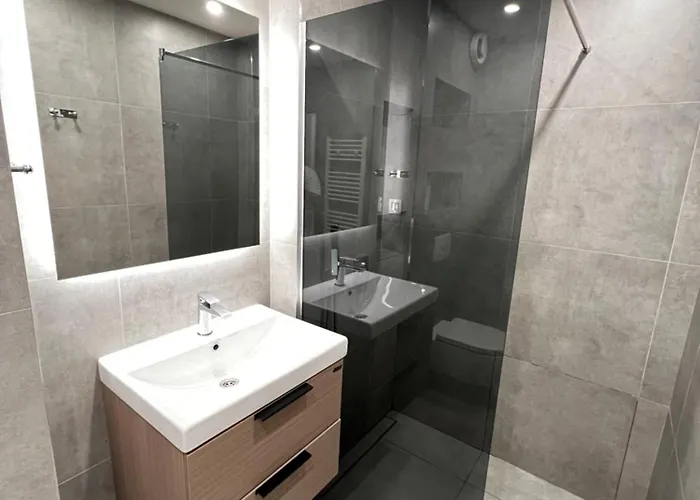 Barcelona 2bdr Cozy W Working Space Near Metro *