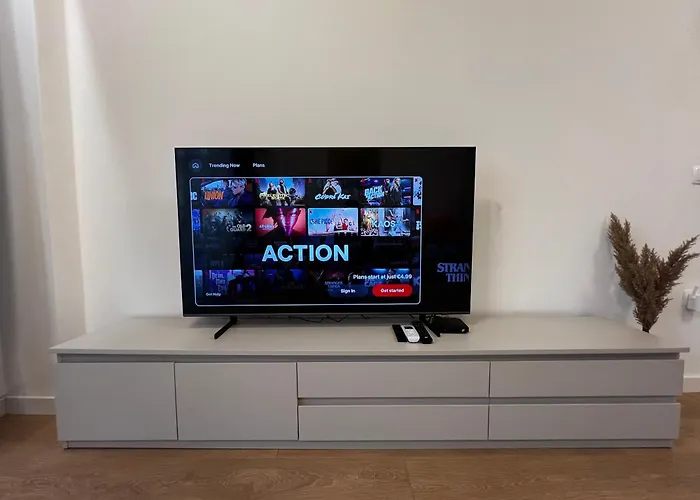 Barcelona 2bdr Cozy W Working Space Near Metro Appartamento Sofia