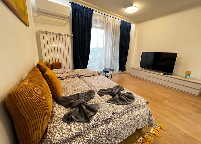 Barcelona 2bdr Cozy W Working Space Near Metro Appartamento