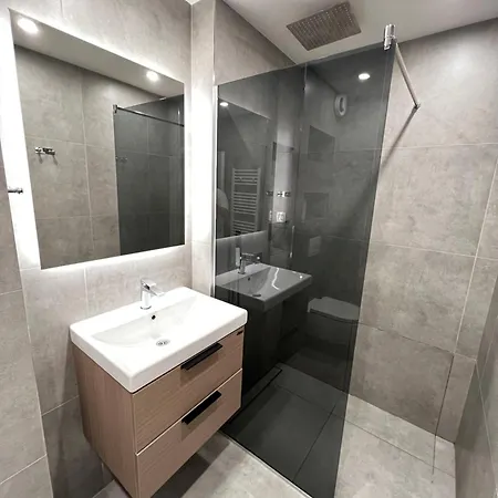 Barcelona 2bdr Cozy W Working Space Near Metro *