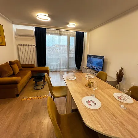 아파트 Barcelona 2bdr Cozy W Working Space Near Metro 소피아